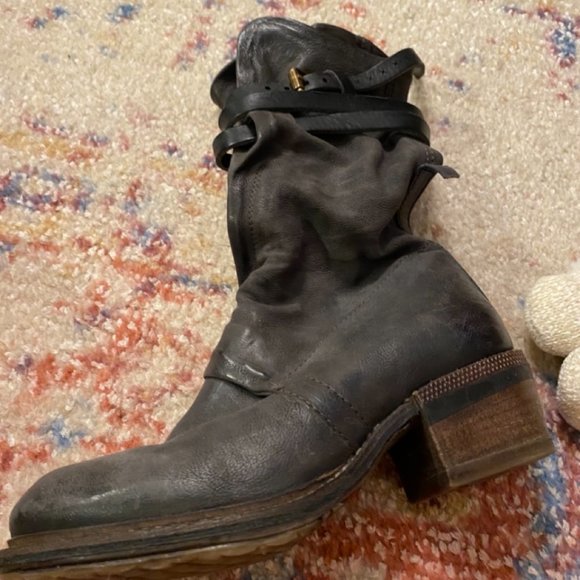 La Bottega di Lisa Italian Leather Boots - Picture 5 of 9